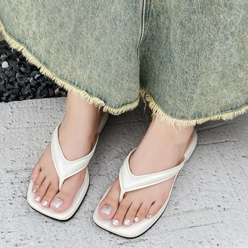 Infradito da donna con punta q - Jelly Sandal Women recensione e prezzo
