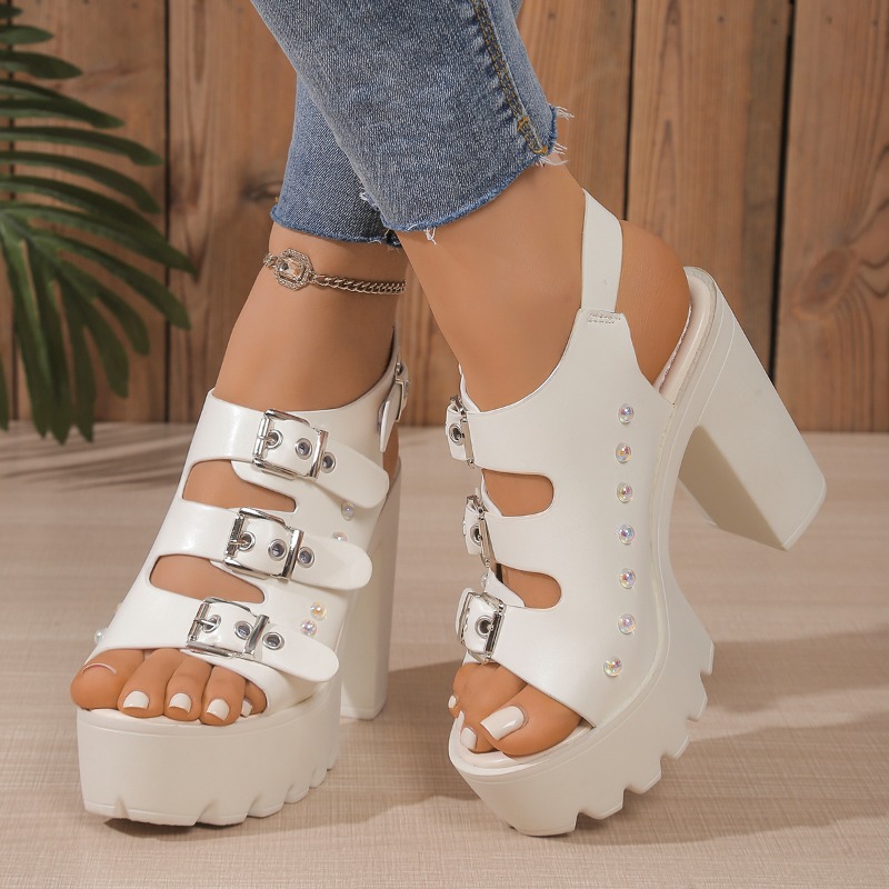 Sandali con tacco super alto E - Metallic Heel Sandal recensione e prezzo